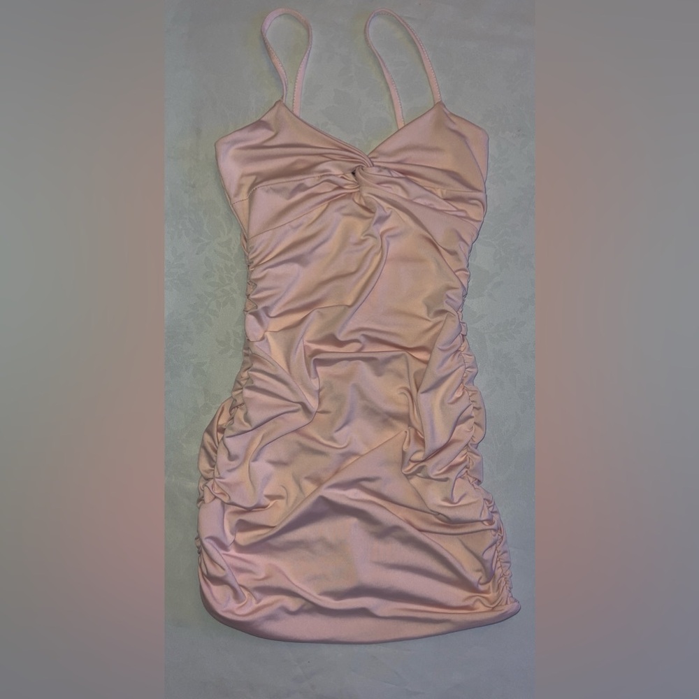 CLEARANCE 💝SHEIN Shimmering Light Pink Mini Dress XS Size 2